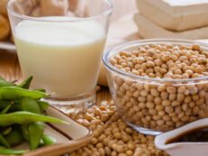 Ventajas de consumir isoflavonas durante la menopausia